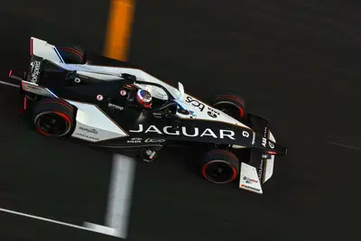 Formula E, Mitch Evans vince in volata il primo E-Prix di Shangai 2024 ma &egrave; sotto investigazione