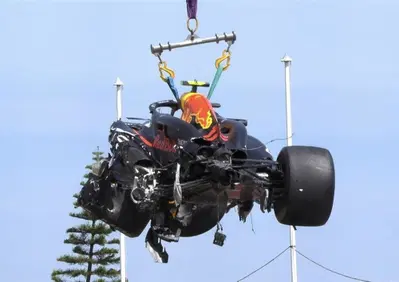 F1. Brutto incidente nel primo giro del GP di Monaco 2024: le condizioni dei piloti