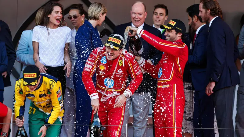 F1. Charles Leclerc spezza finalmente la "maledizione" del GP di Monaco: la lotta per il mondiale si infiamma