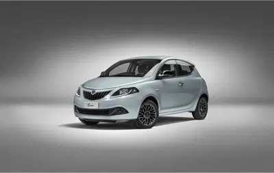 Lancia Ypsilon: il prezzo con e senza i nuovi incentivi auto 2024