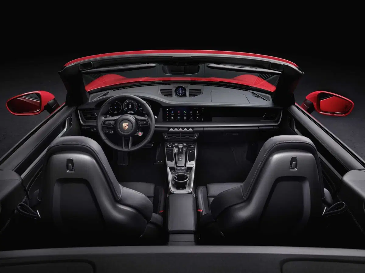 Porsche 911 ecco l'IBRIDA. Come è fatta la nuova GTS e come cambia la base (5)