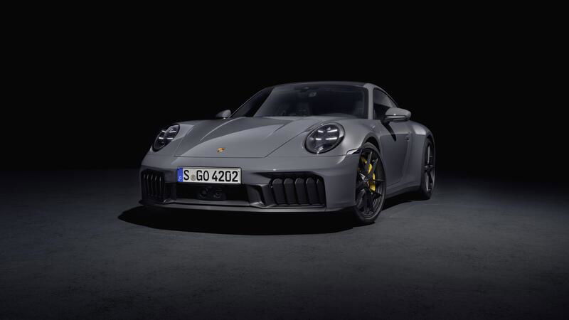 Porsche 911 ECCO l&#039;IBRIDA! Come &egrave; fatta la nuova  Carrera GTS e come cambia la base