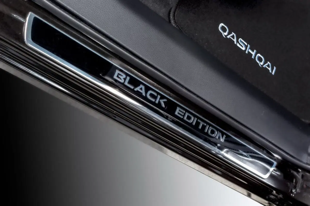 Nissan Qashqai Black Edition: "all black" in 3.360 esemplari (2)