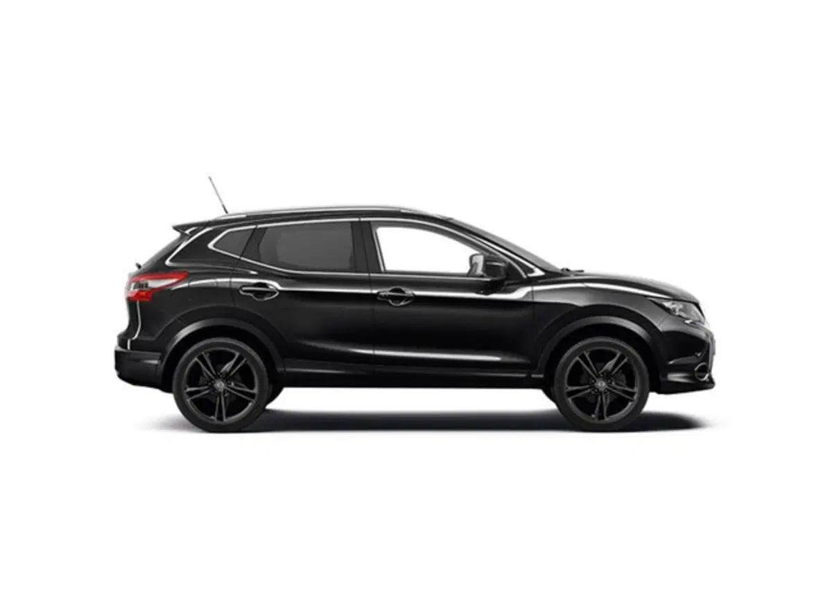 Nissan Qashqai Black Edition: "all black" in 3.360 esemplari (6)