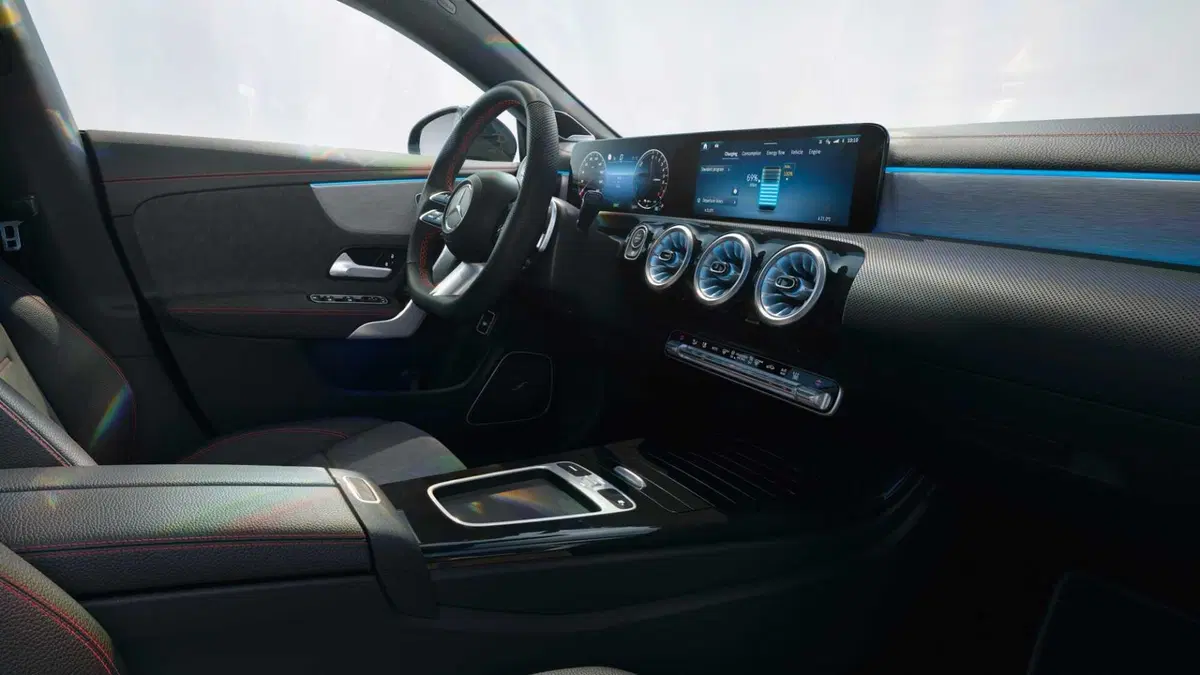 Mercedes-Benz CLA 220 Automatic 4Matic Business (5)