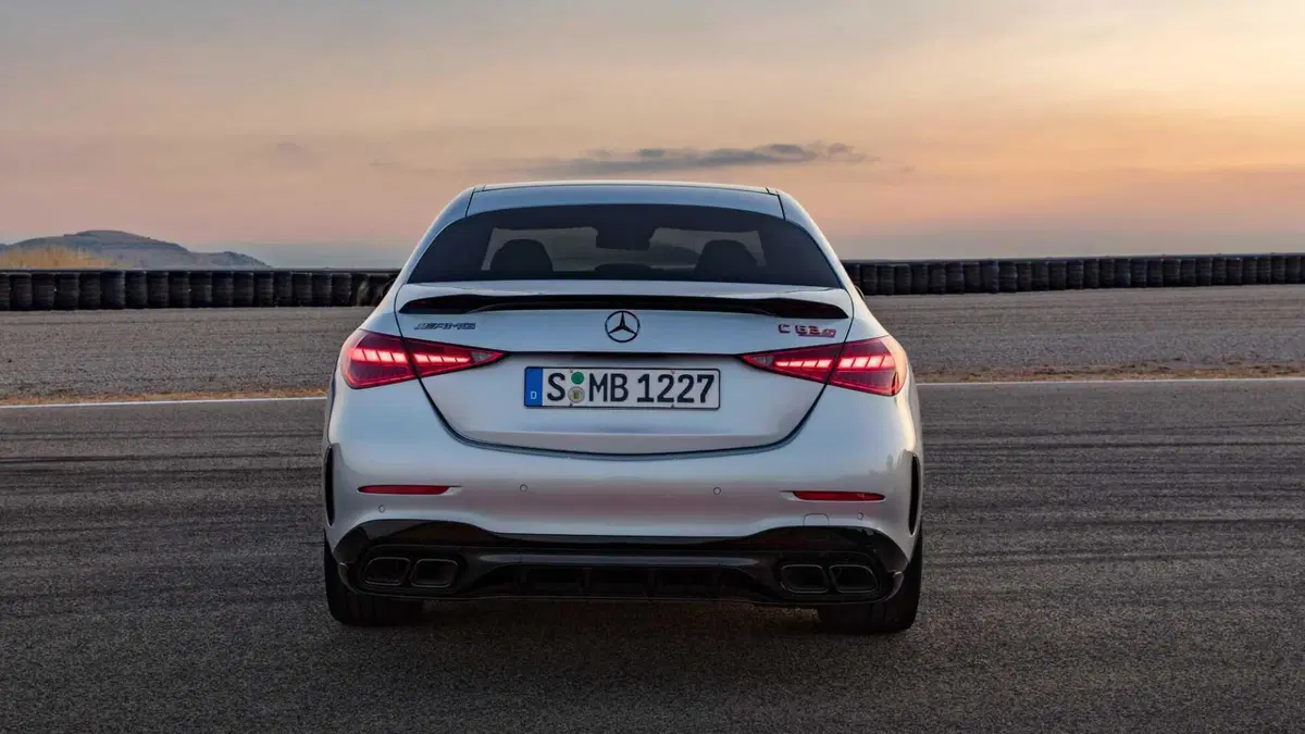 Mercedes-Benz Classe C AMG 63 S e performance Premium Plus Extra auto (5)