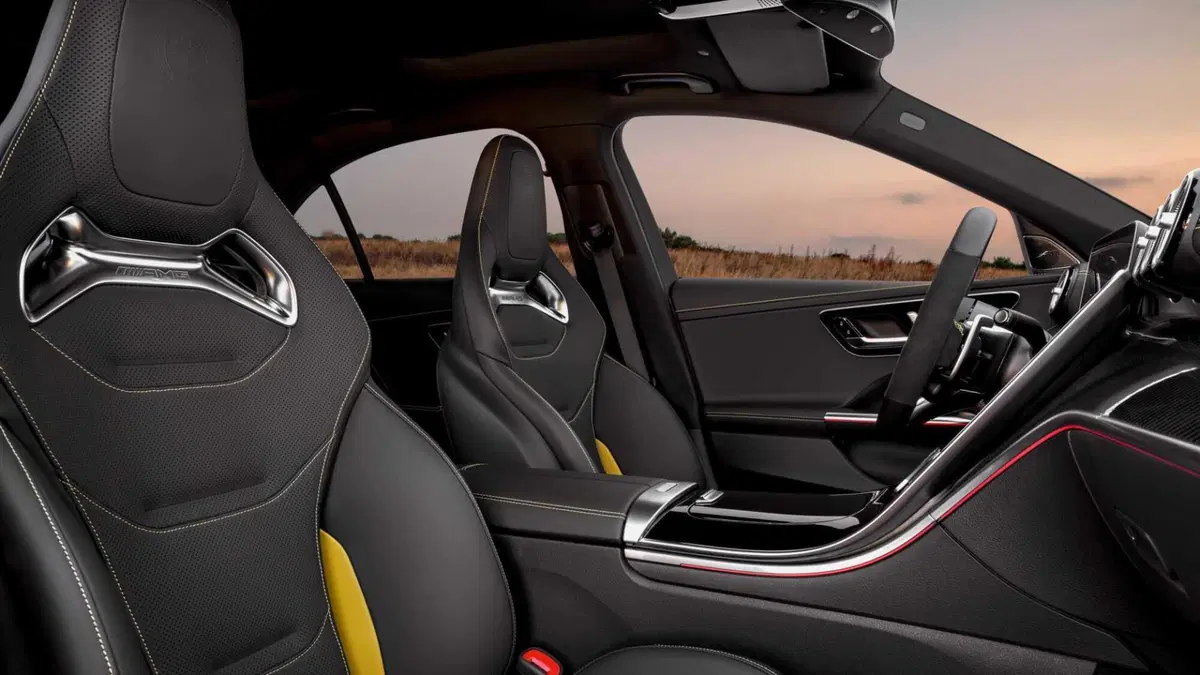 Mercedes-Benz Classe C AMG 63 S e performance Premium Plus Extra auto (9)