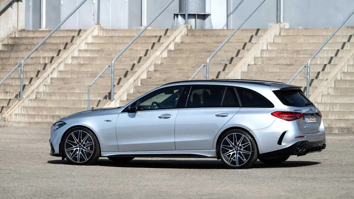 Mercedes-Benz Classe C Station Wagon AMG 43 mhev Premium 4matic 422cv auto (3)