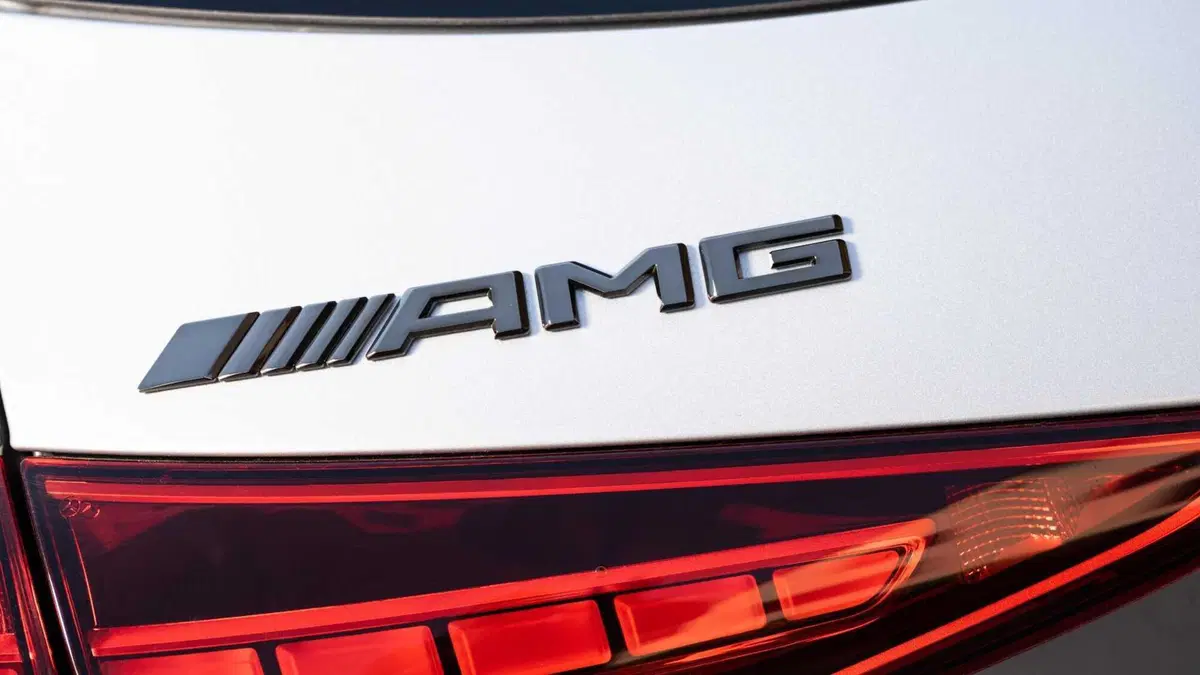 Mercedes-Benz Classe C Station Wagon AMG 43 mhev Premium Plus 4matic 422cv auto (9)