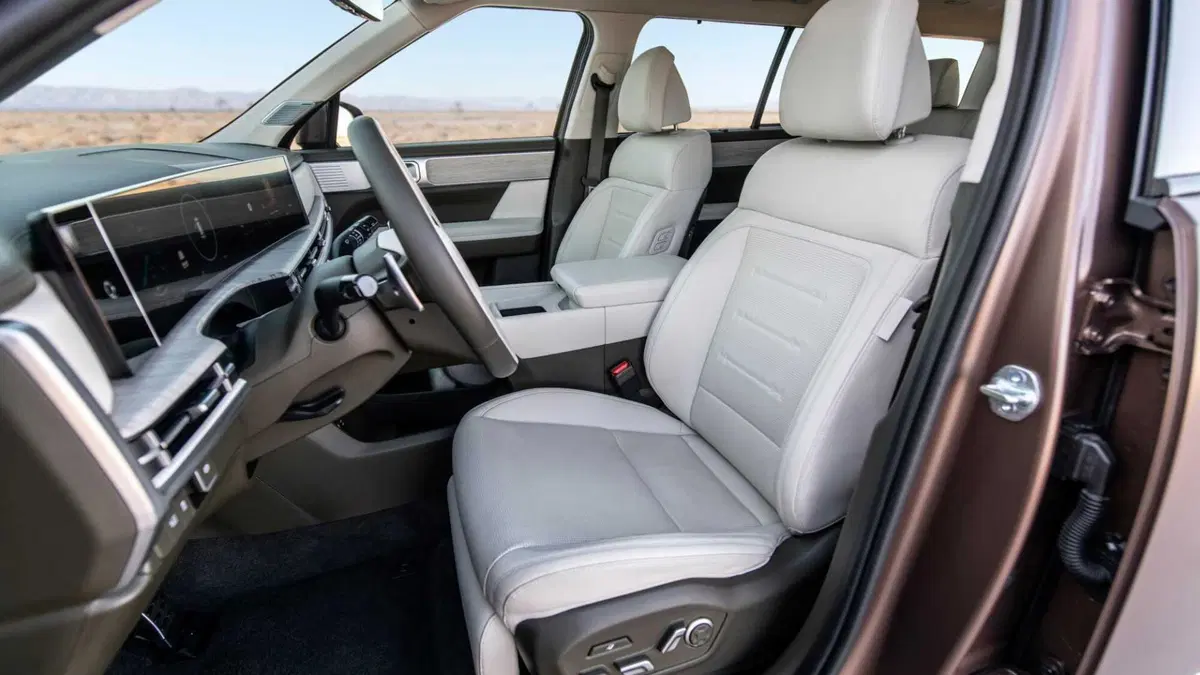 Hyundai Santa Fe 1.6 t-gdi phev XClass Calligraphy Pack 4wd 288cv at 7p.ti (9)