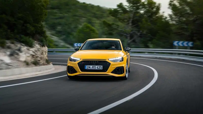 Audi RS4 Avant: l'edizione speciale limitata per i 25 anni ha un prezzo tosto