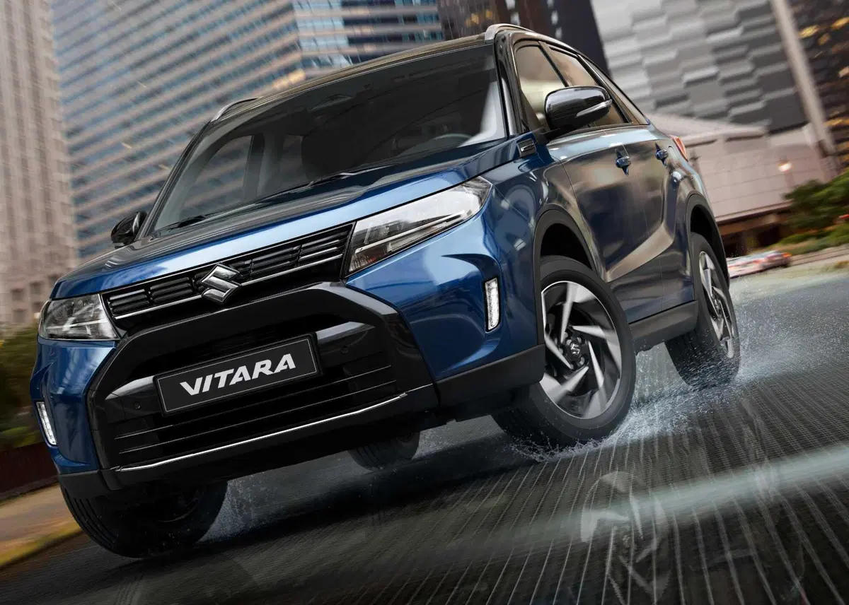 Suzuki Vitara 2024: com'è fatta e come va, le prestazioni e i dati tecnici (3)