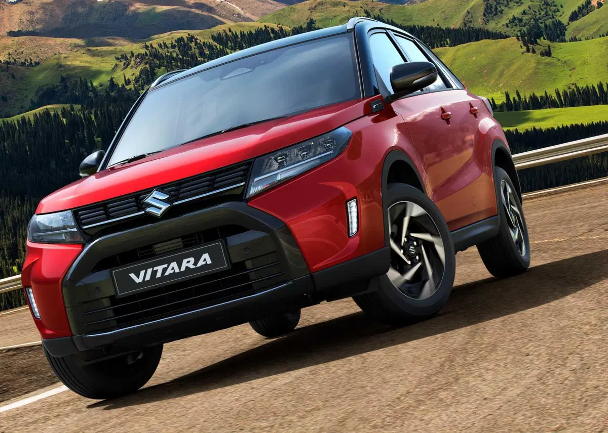 Suzuki Vitara 2024: com'è fatta e come va, le prestazioni e i dati tecnici (11)