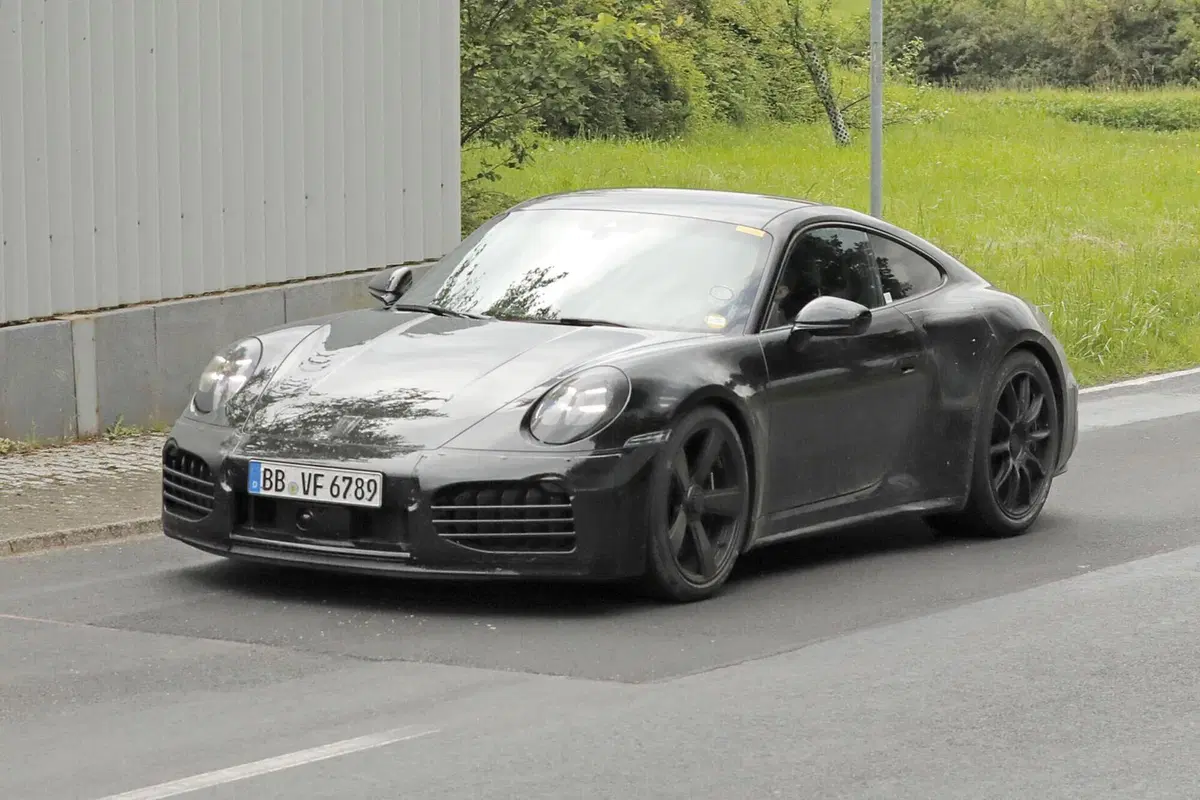 Porsche 911 Turbo: le foto spia svelano la nuova Touring  (3)