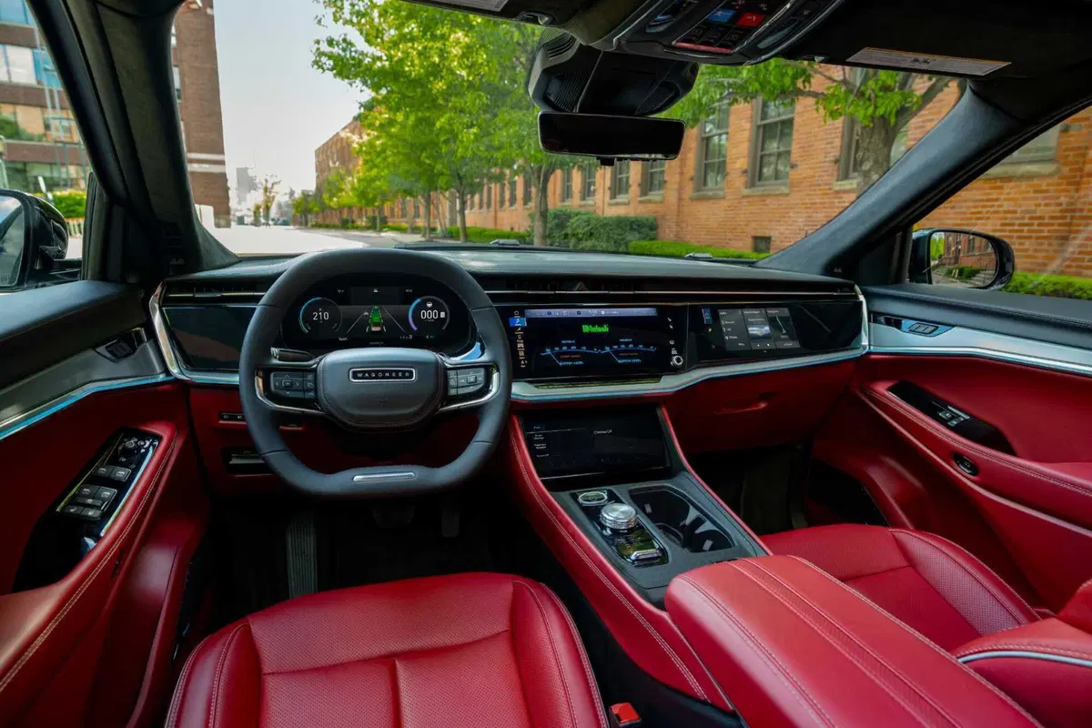 Jeep Wagoneer S: questa è una TOP JEEP elettrica che sfida Tesla (14)
