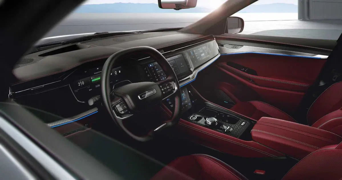 Jeep Wagoneer S: questa è una TOP JEEP elettrica che sfida Tesla (42)