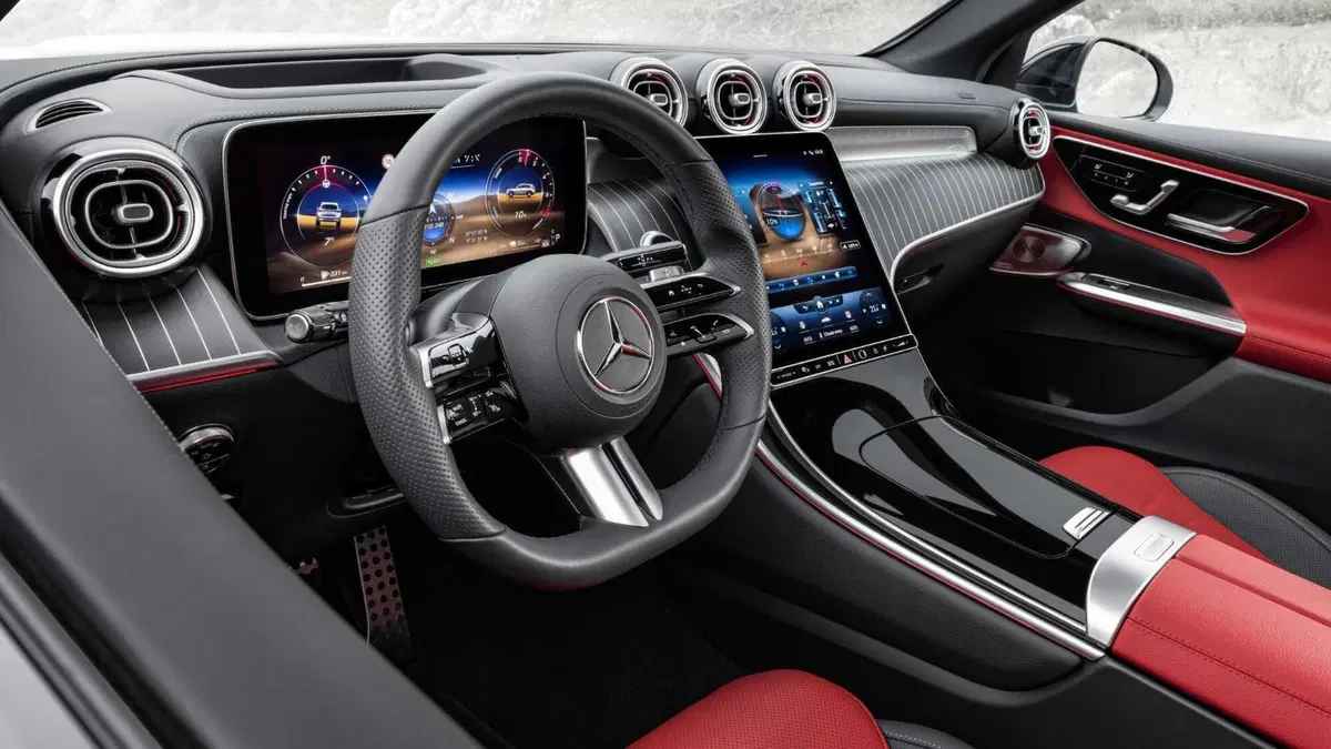 Mercedes-Benz GLC SUV (2022-->>) (12)