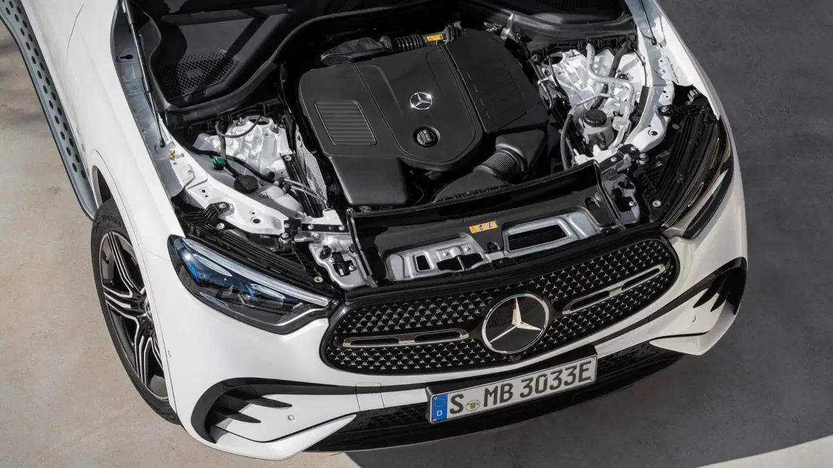 Mercedes-Benz GLC SUV (2022-->>) (15)