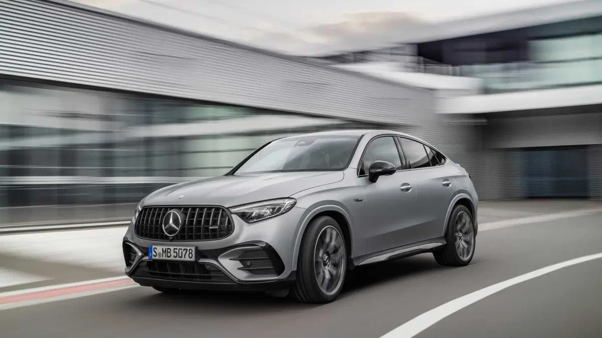Mercedes-Benz GLC 63 S AMG e Performance AMG Line Premium (2)