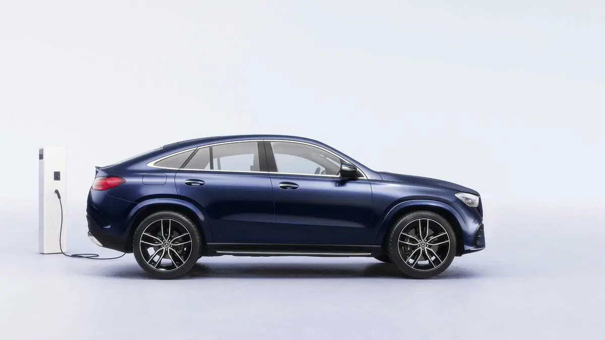 Mercedes-Benz GLE Coupé 53 AMG 4Matic+ EQ-Boost Coupé Premium Pro (27)