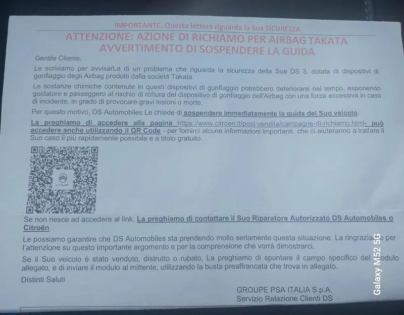 Una copia della lettera di richiamo della Citroen C3/DS3