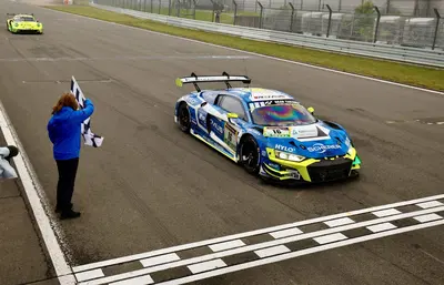 24 Ore Nurburgring 2024: Audi vince ma &egrave; la nebbia ad essere la vera protagonista
