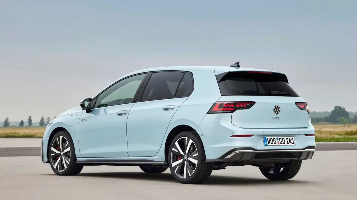 Volkswagen Golf 1.5 tsi ehybrid GTE 272cv dsg (2)