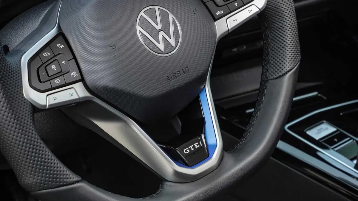 Volkswagen Golf 1.5 tsi ehybrid GTE 272cv dsg (9)