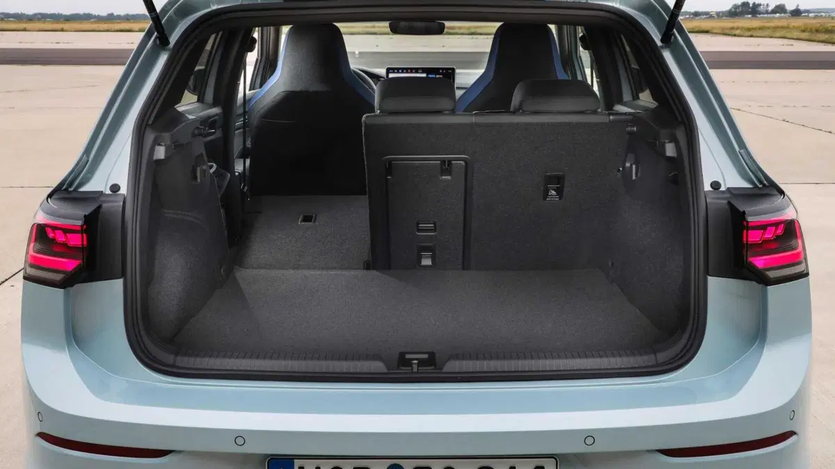 Volkswagen Golf 1.5 tsi ehybrid GTE 272cv dsg (10)