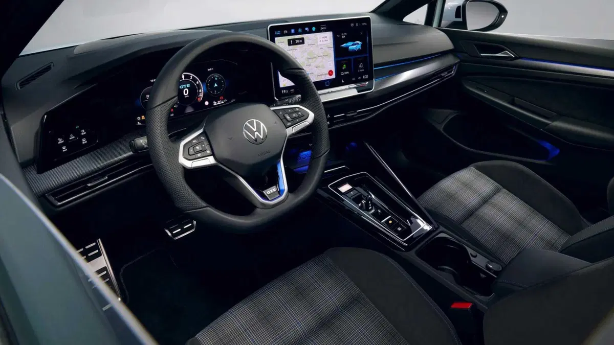 Volkswagen Golf 1.5 tsi ehybrid GTE 272cv dsg (7)