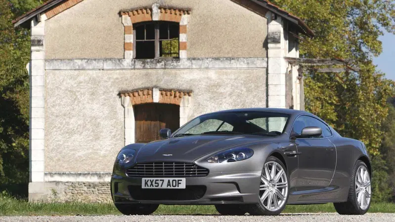 Aston Martin DBS DBS (Superleggera) Coupe 5.2 V12 auto