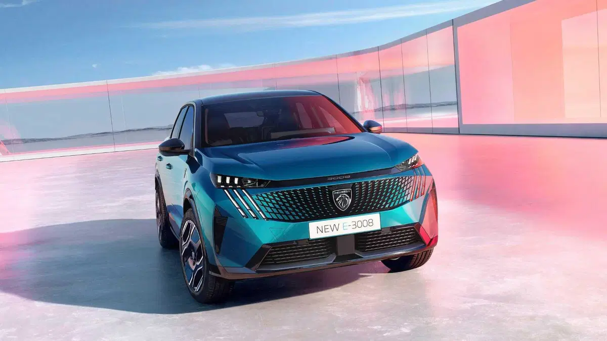 Peugeot 3008 1.2 hybrid GT 145cv e-dcs6 (2)