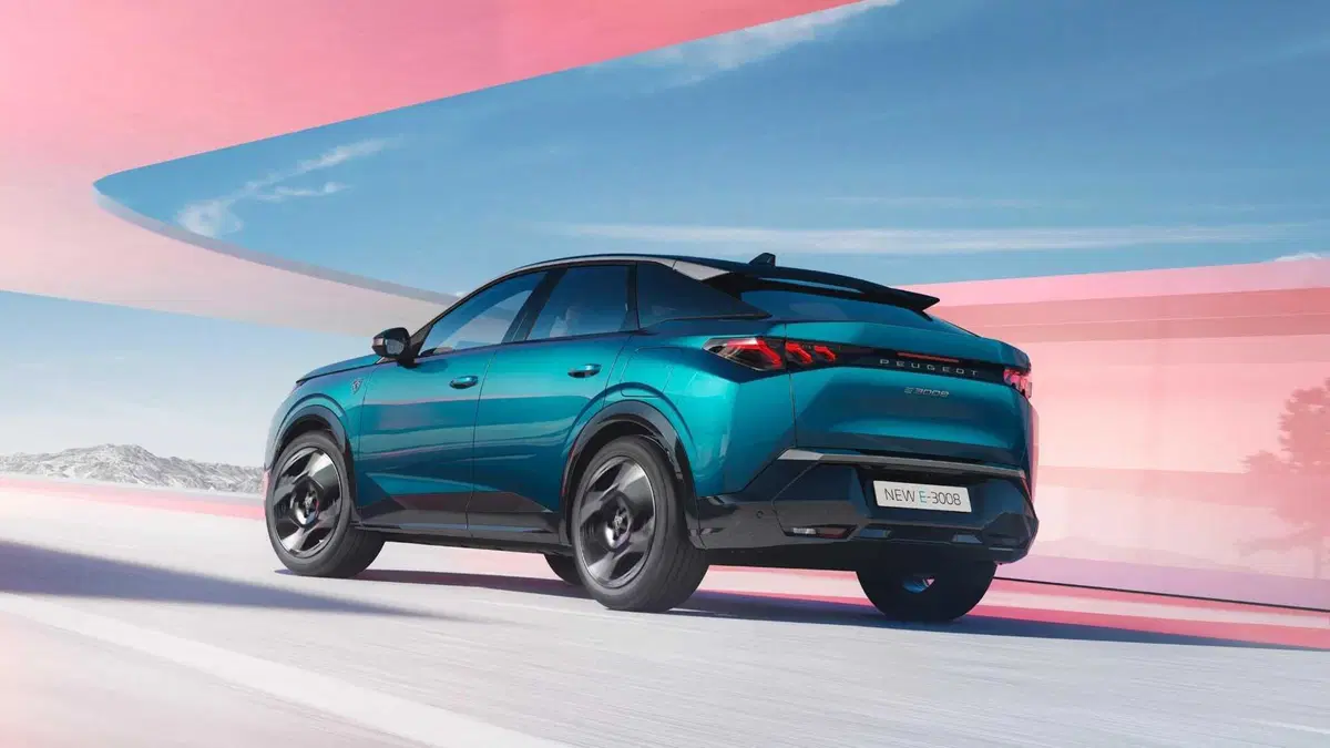 Peugeot 3008 1.2 hybrid GT 145cv e-dcs6 (4)