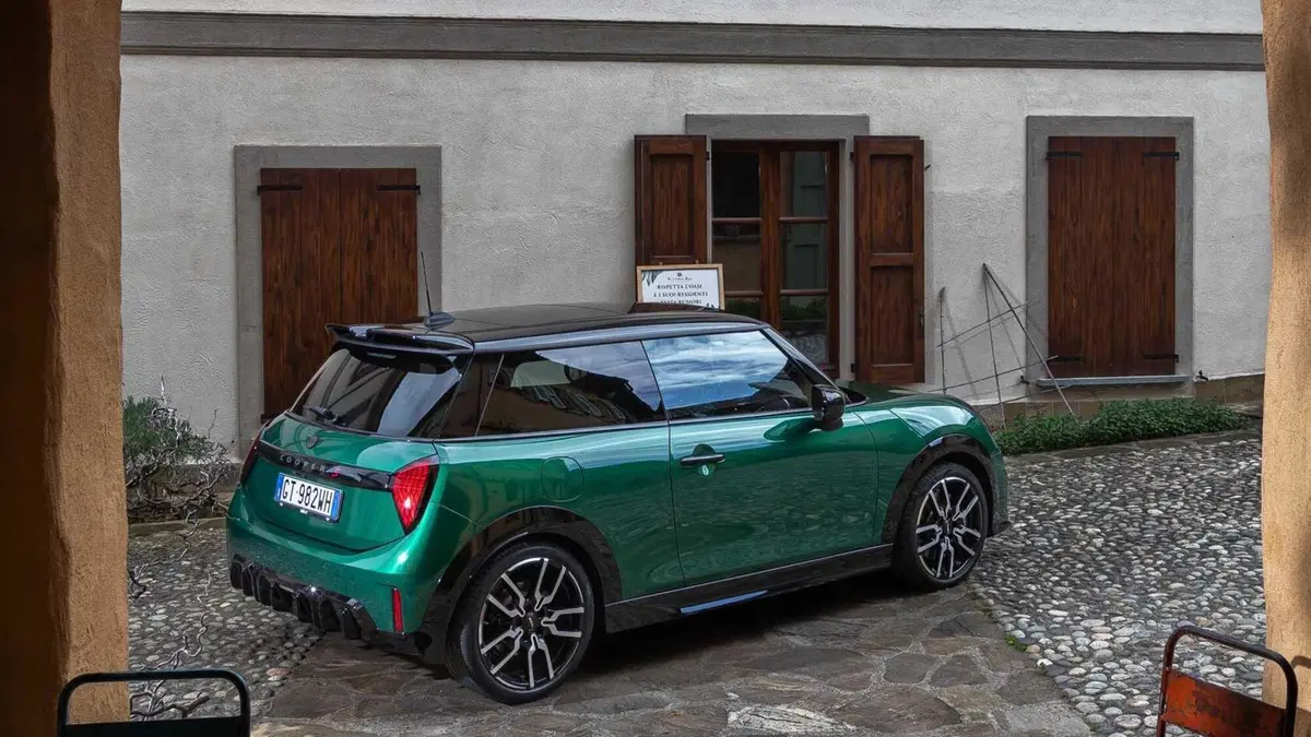 MINI Mini 3p 2.0 S JCW auto (5)