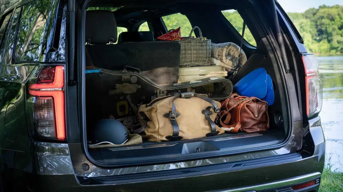 Chevrolet Tahoe (2021-->>) (7)