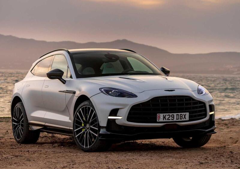 Aston Martin DBX707 (2022-->>)