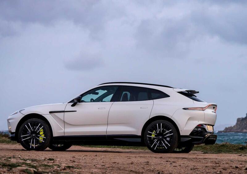 Aston Martin DBX707 (2022-->>) (5)