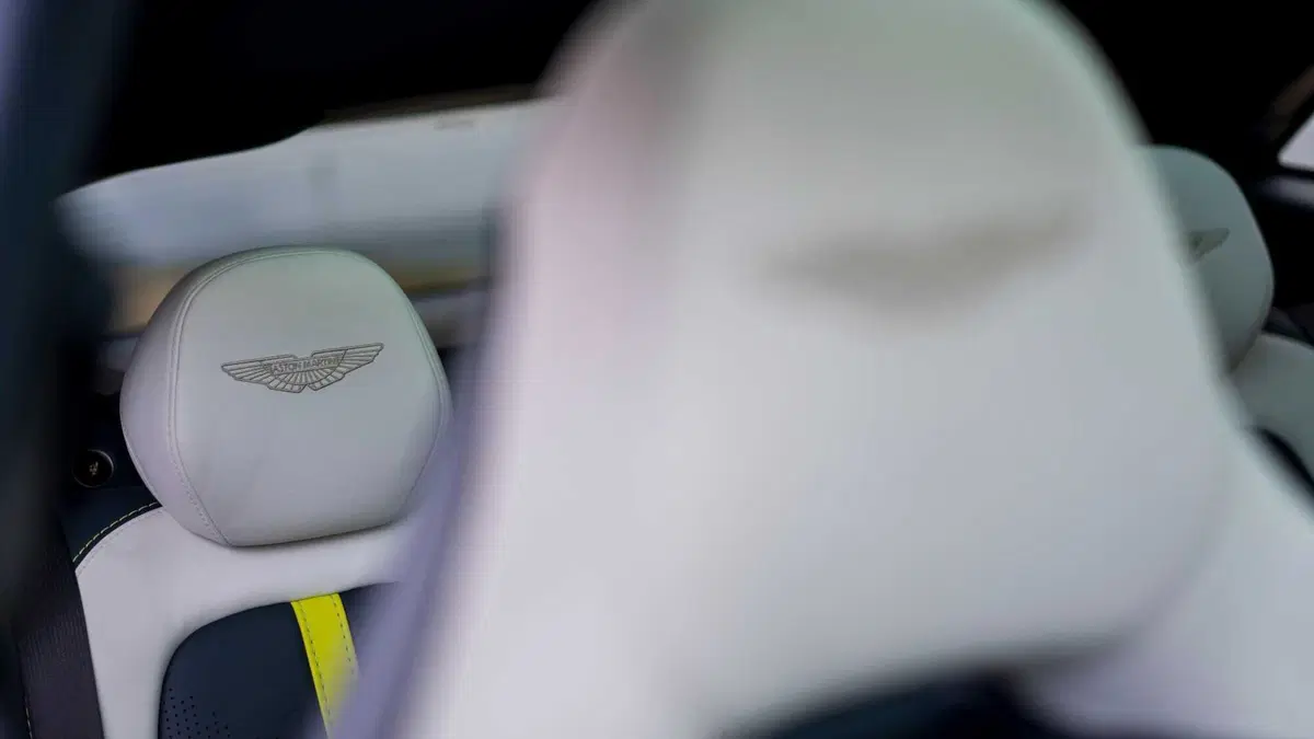 Aston Martin DBX707 (2022-->>) (14)