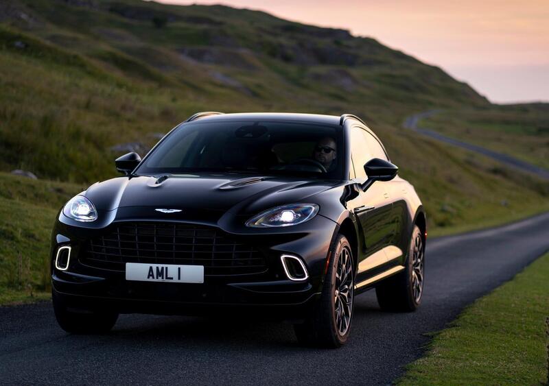 Aston Martin DBX (2020-->>) (2)