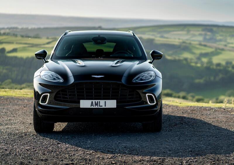 Aston Martin DBX (2020-->>) (3)