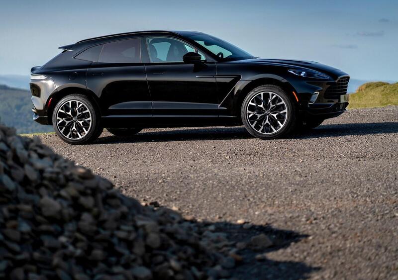 Aston Martin DBX (2020-->>) (5)