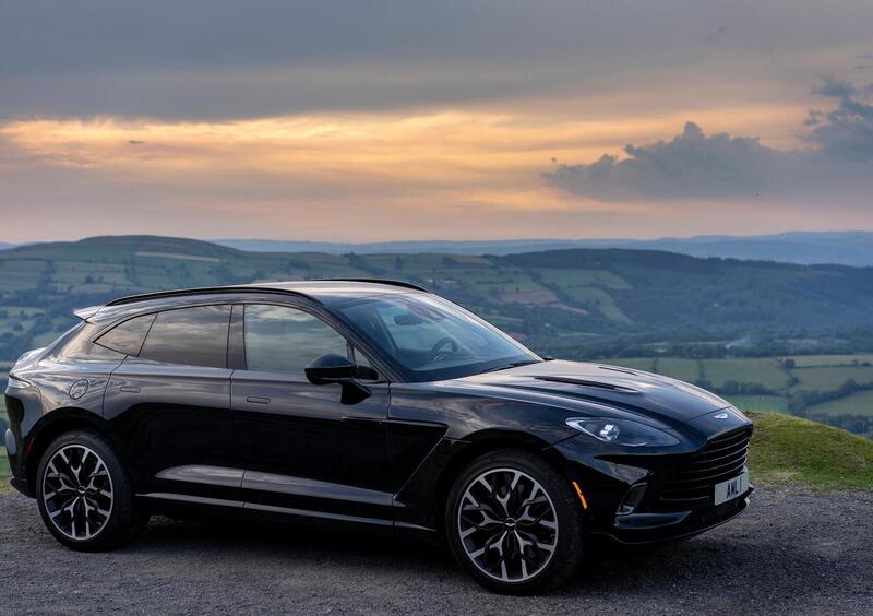 Aston Martin DBX (2020-->>) (6)