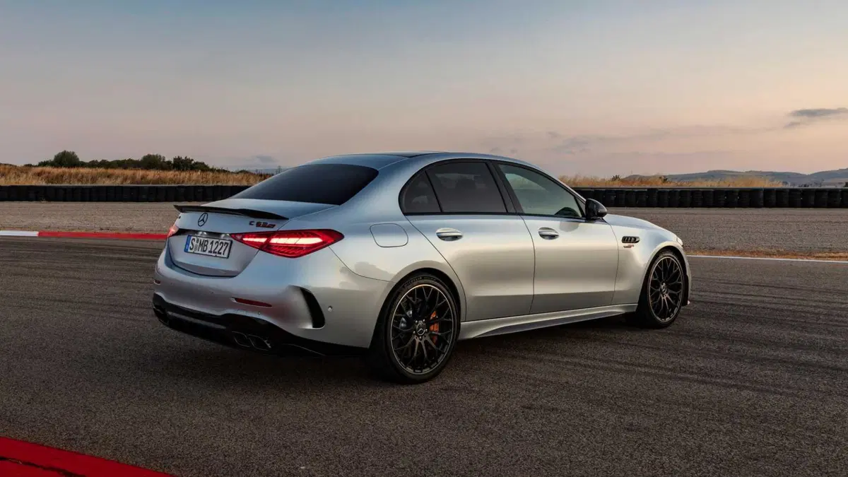Mercedes-Benz Classe C AMG 63 S e performance Premium Plus auto (4)