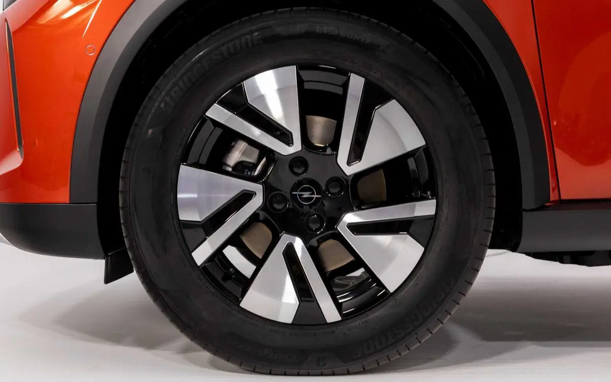 Opel Frontera: guardiamo dal vivo la nuova suv di primo prezzo (14)