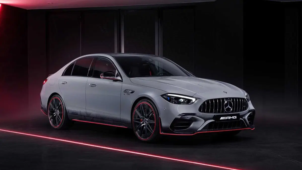 Mercedes-Benz Classe C AMG 63 S e performance Premium AMG F1 Edition auto (2)