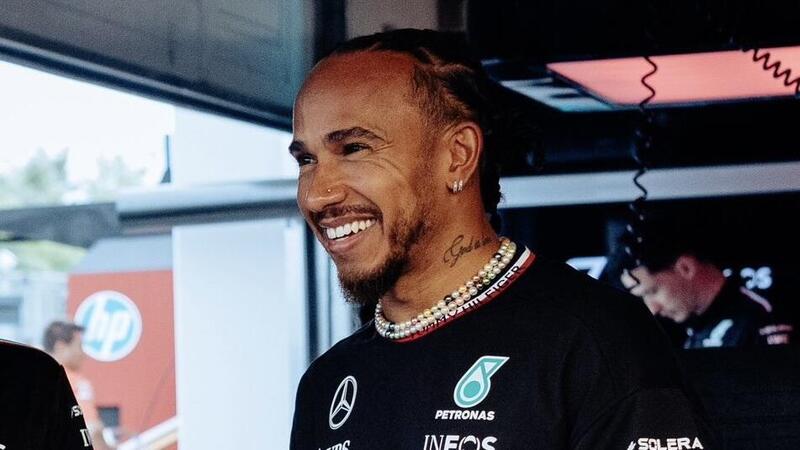 Mercato piloti 2024: annunci clamorosi tra F1 e Moto GP, Hamilton: &ldquo;Non vedo l&rsquo;ora di vedere Marquez in Ducati&quot;