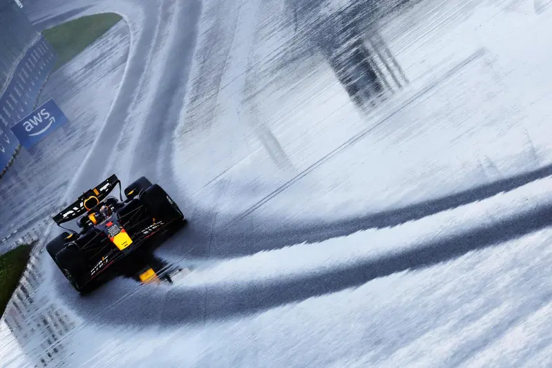 Verstappen nel GP del Canada ha preceduto Norris e Russell