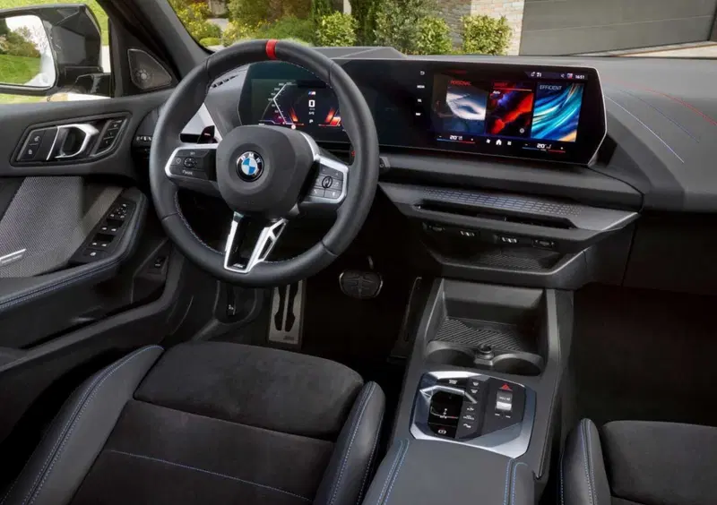 BMW Serie 1 (2024-->>) (8)