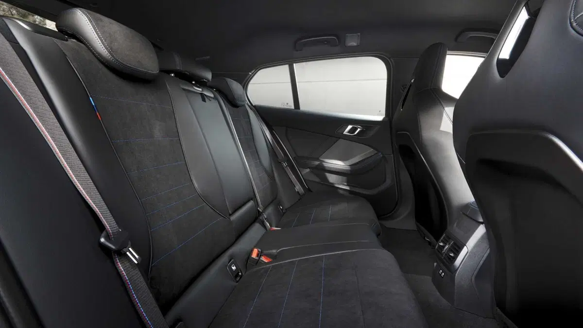 BMW Serie 1 M135 xdrive MSport Pro auto (13)
