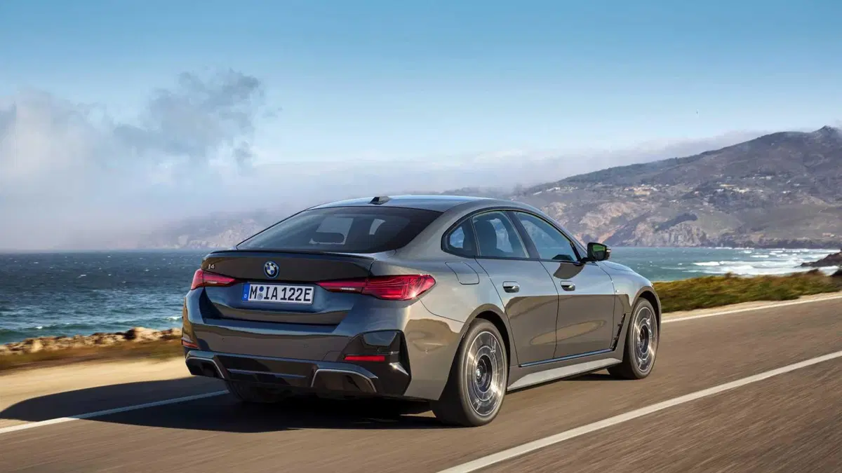 BMW i4 i4 edrive35 Sport (7)